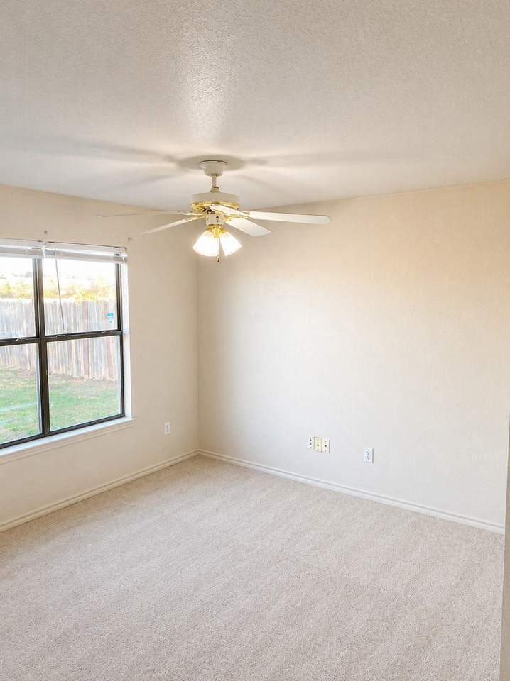 2605 Schwald Rd - Photo 3 of 13