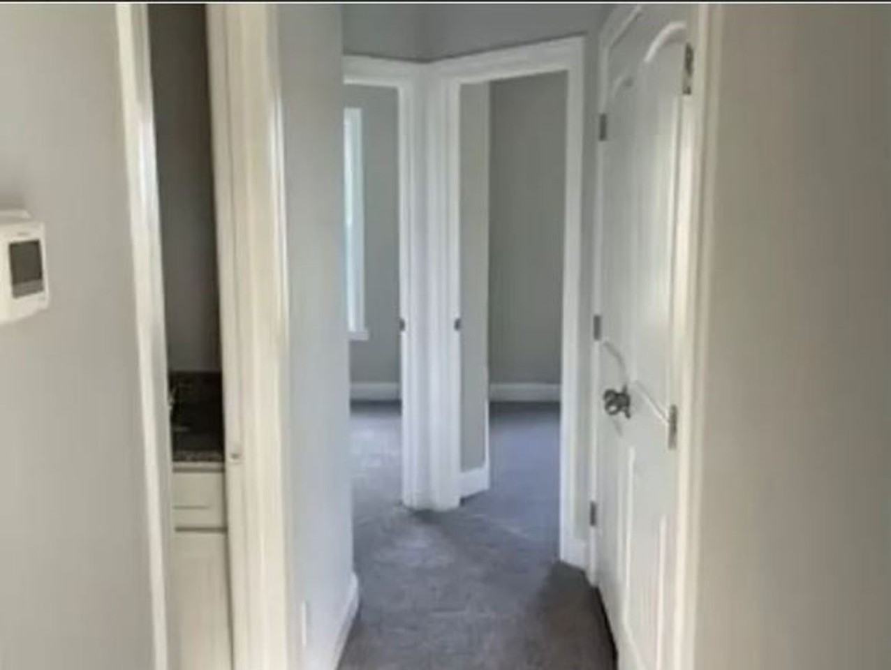 !! GET $100 OFF !! 3BR 2.5BA Home w/ Updated Kitchen • Stainless Appliances • Assigned Parking in Salisbury - Photo 4 of 18