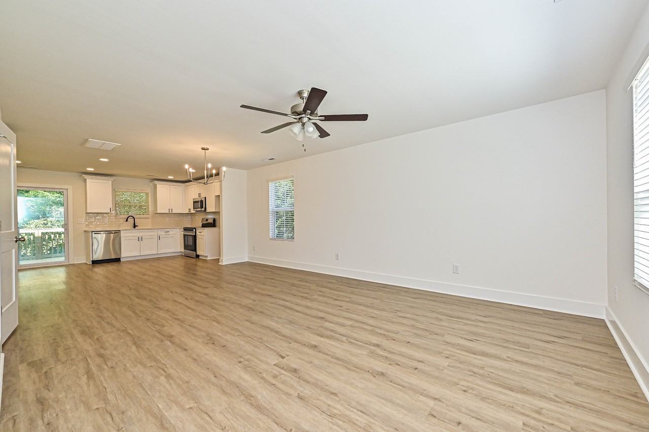 580 Pleasant Ave #1 - Photo 3 of 23