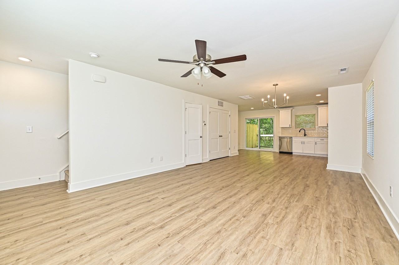 584 Pleasant Ave #1 - Photo 4 of 23