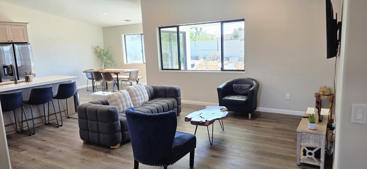 8160 Palomar Ave #1 - Photo 6 of 16