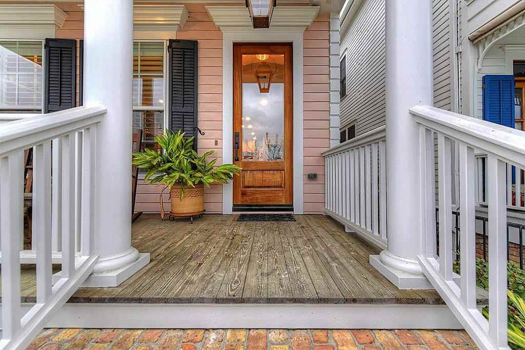 51 Southern Coast Dr - Photo 2 of 32