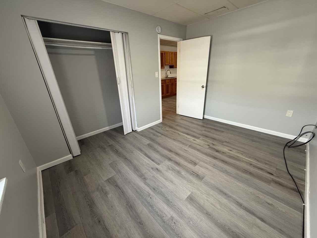 1107 Louis St #C - Photo 3 of 9