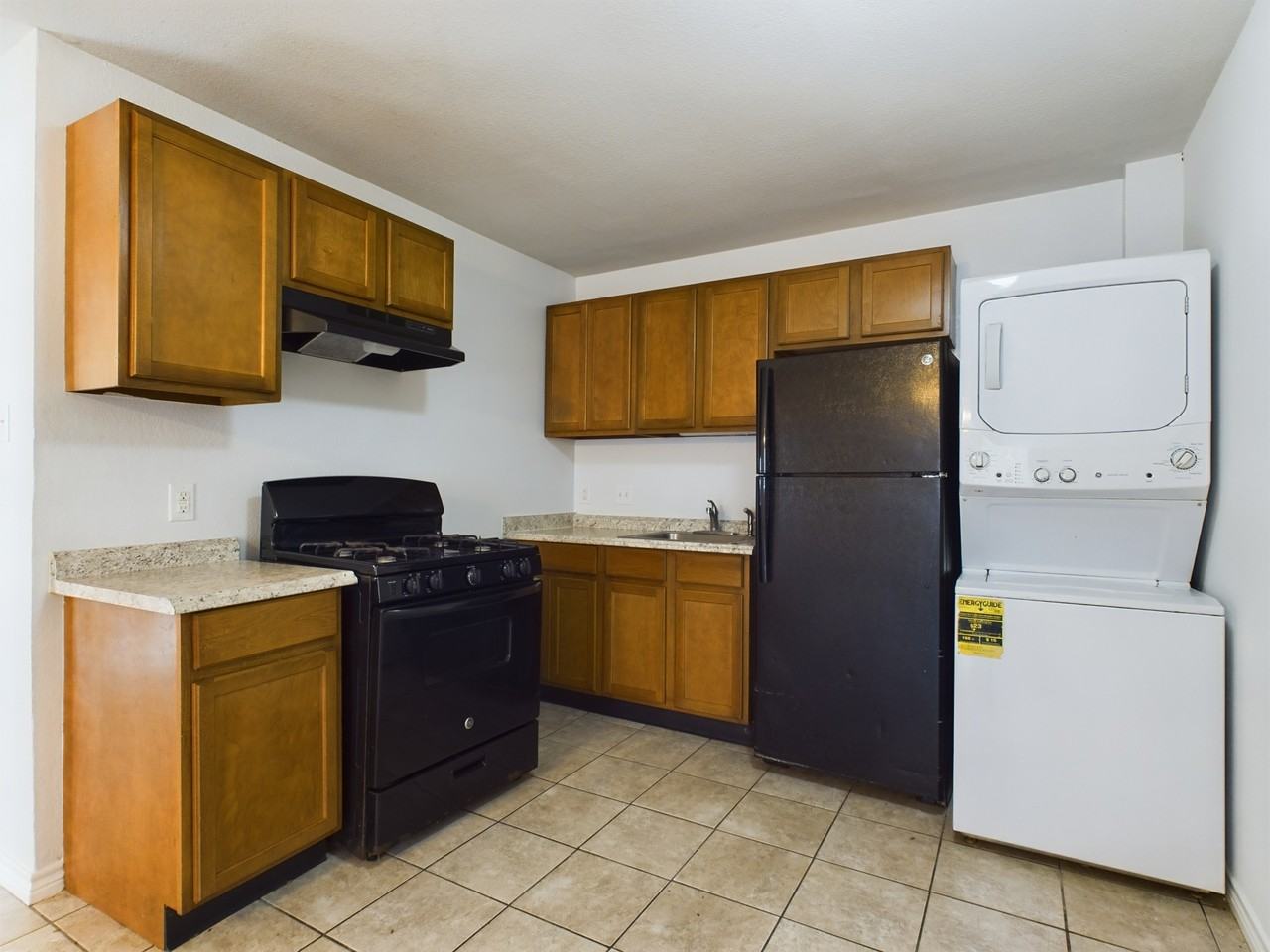 1904 Finfeather Rd #D - Photo 3 of 8