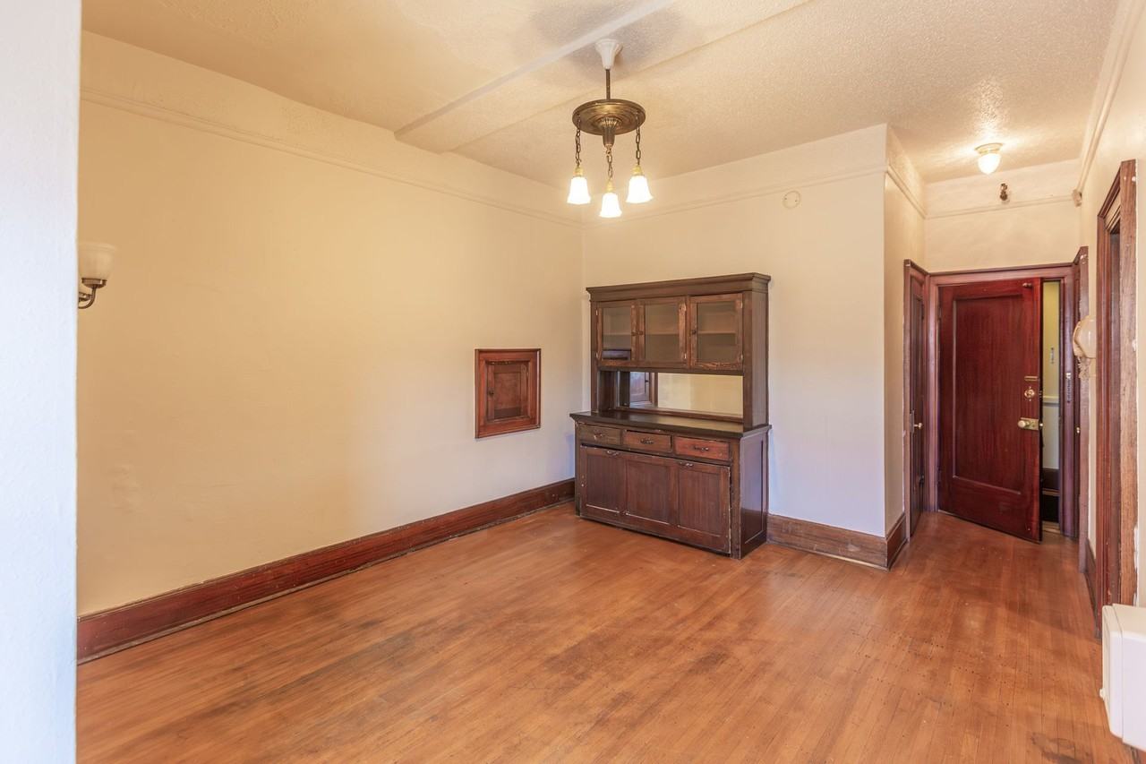 The Gentry Apartments - Photo 5 of 18