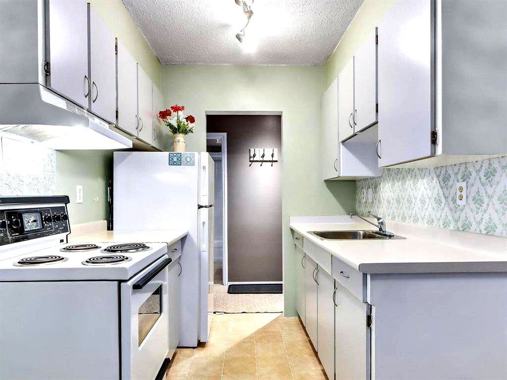 711 East 6th Avenue #3 - Photo 7 of 16