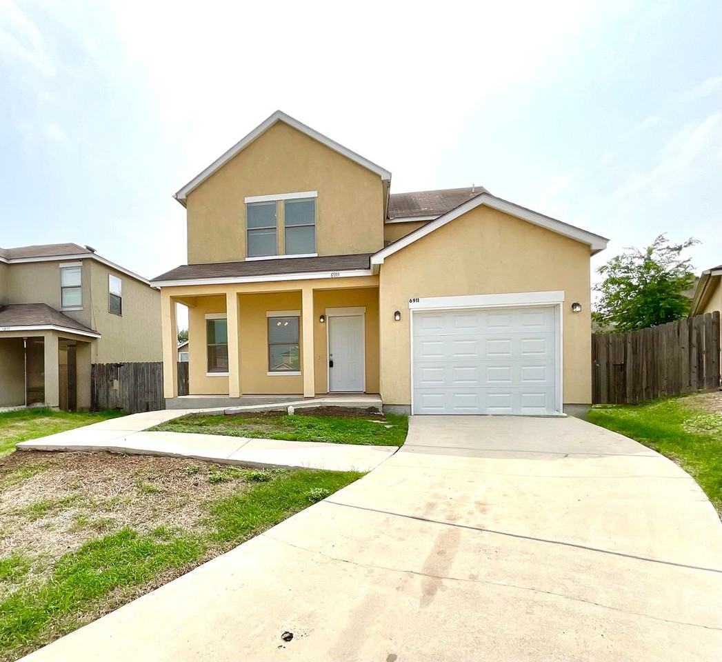 6911 Hallie Rdg - Photo 3 of 35