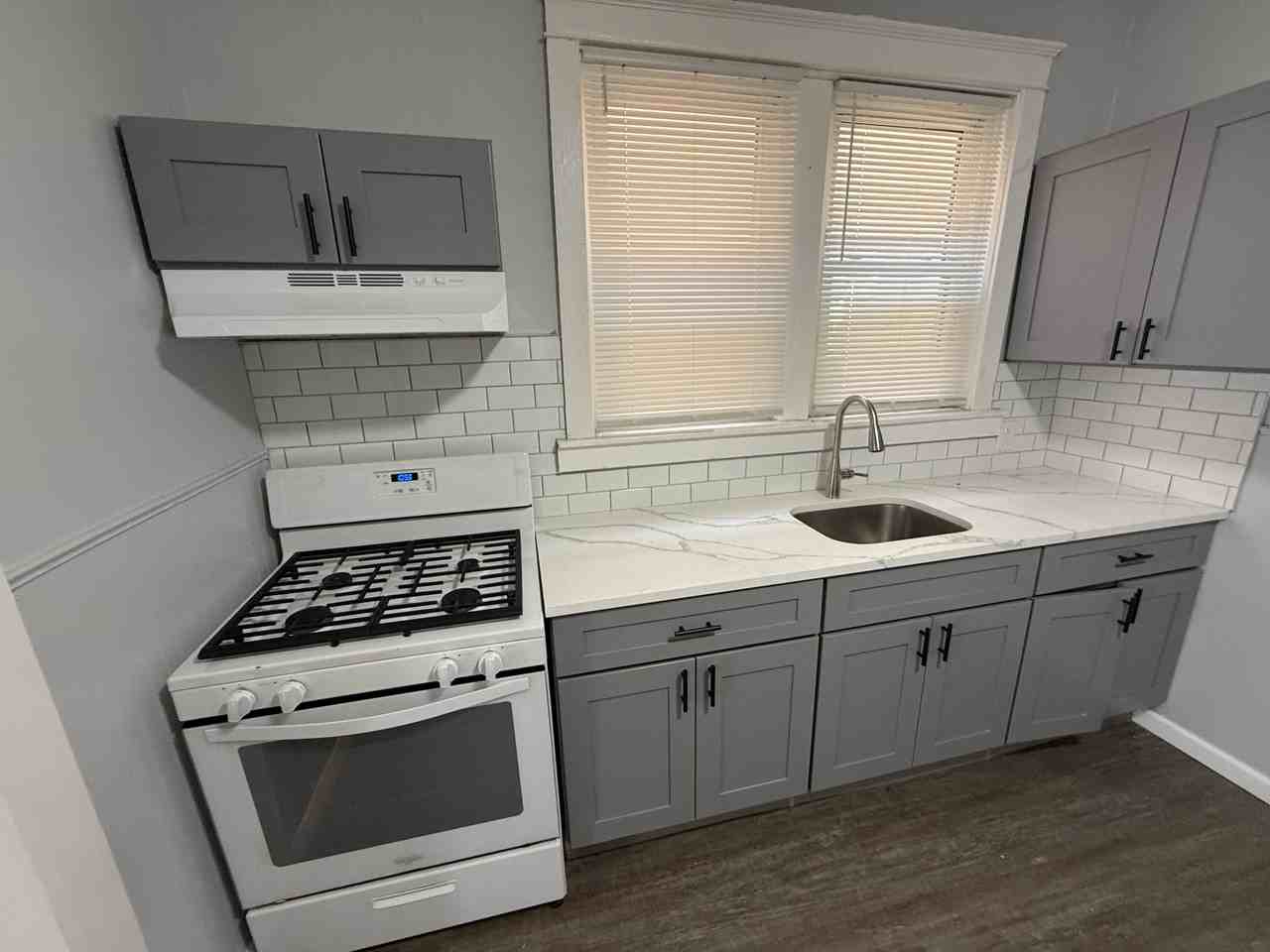231 Parker Ave #A - Photo 7 of 17