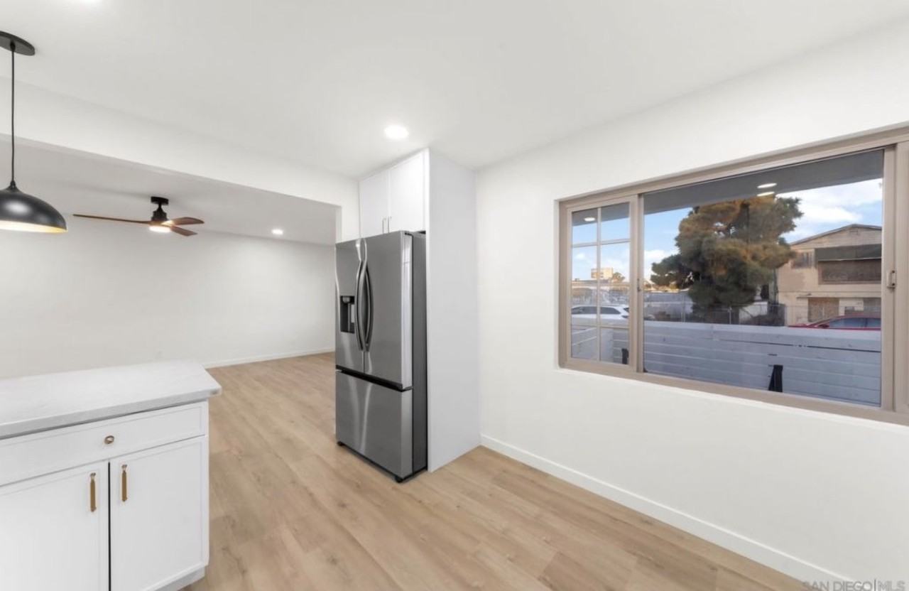 736 18th St #1 - Photo 4 of 14