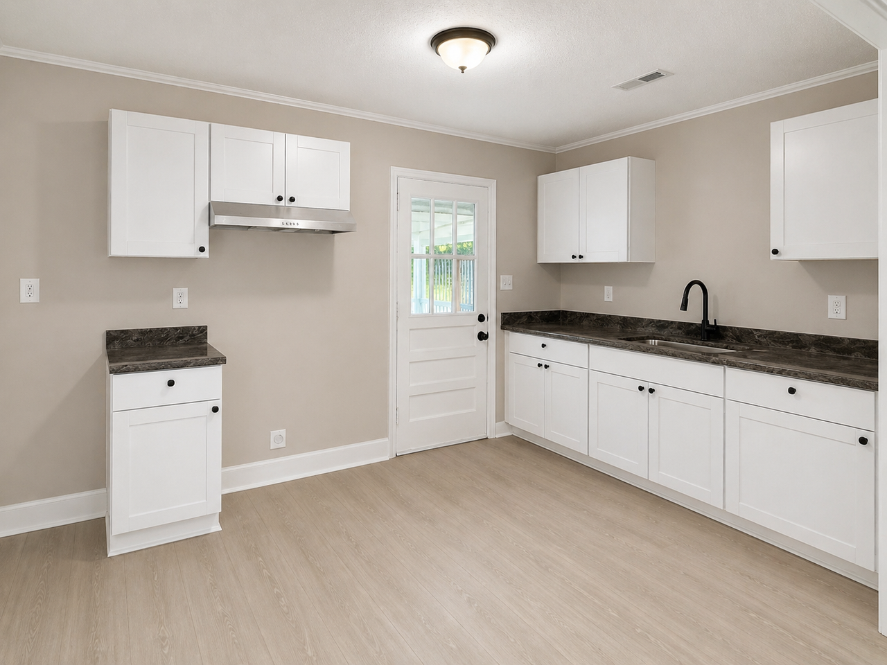 1235 Elmer St #1 - Photo 6 of 8