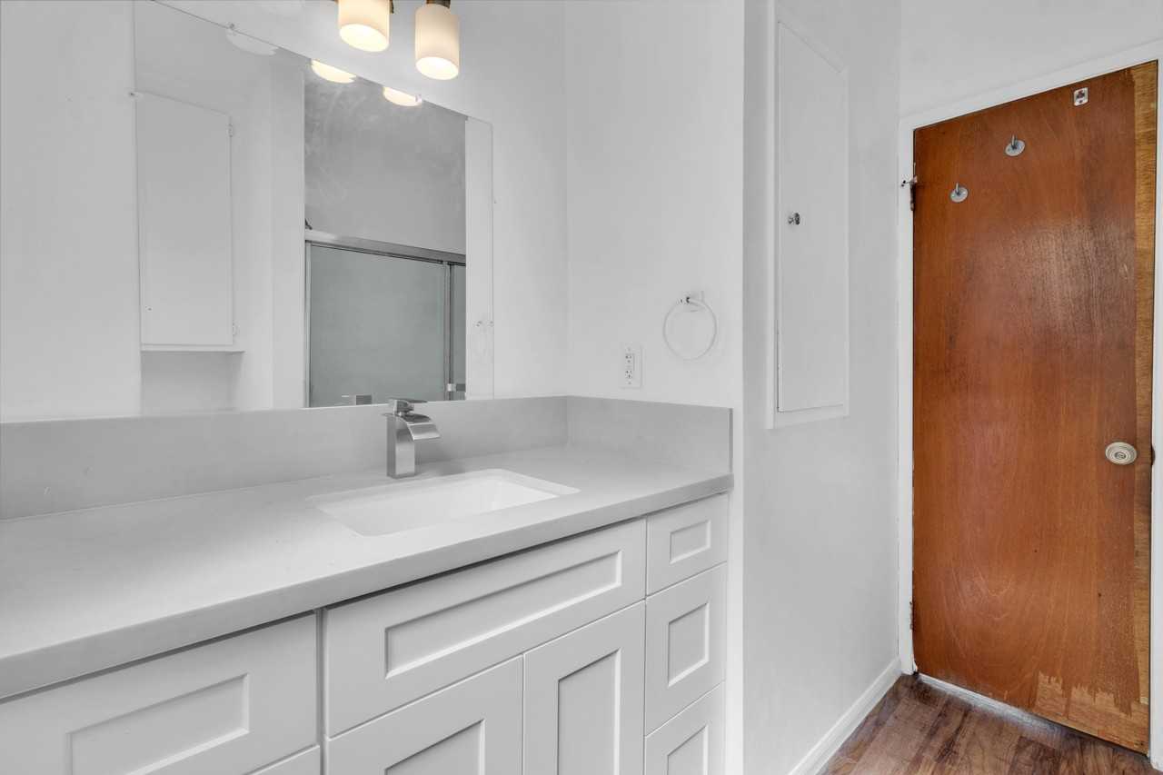 4745 Choctaw Dr #3 - Photo 4 of 19