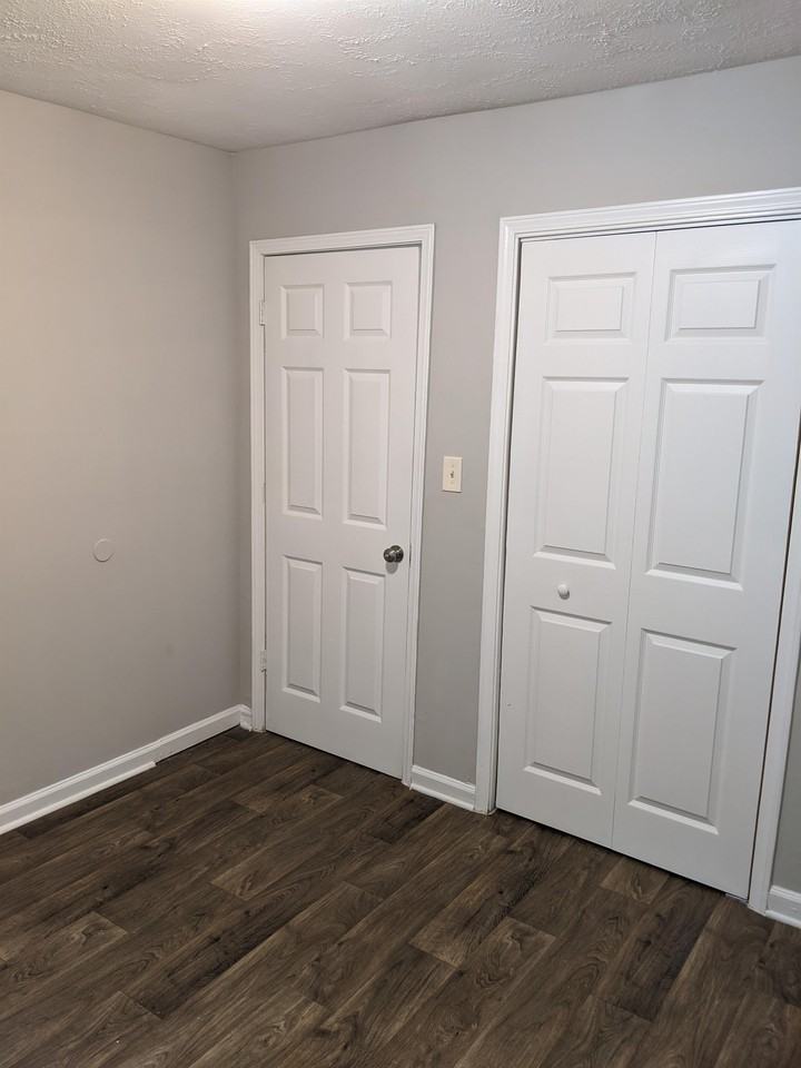 1144 Regis Rd Se #1 - Photo 6 of 16