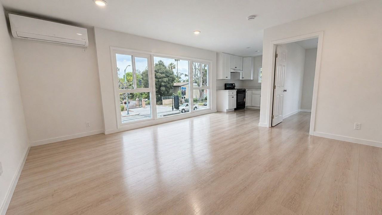5000 W Coliseum St., LLC - Photo 2 of 16