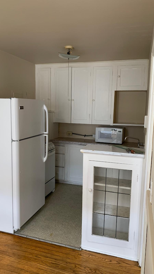 4235 Brooklyn Ave Ne #201 - Photo 7 of 11