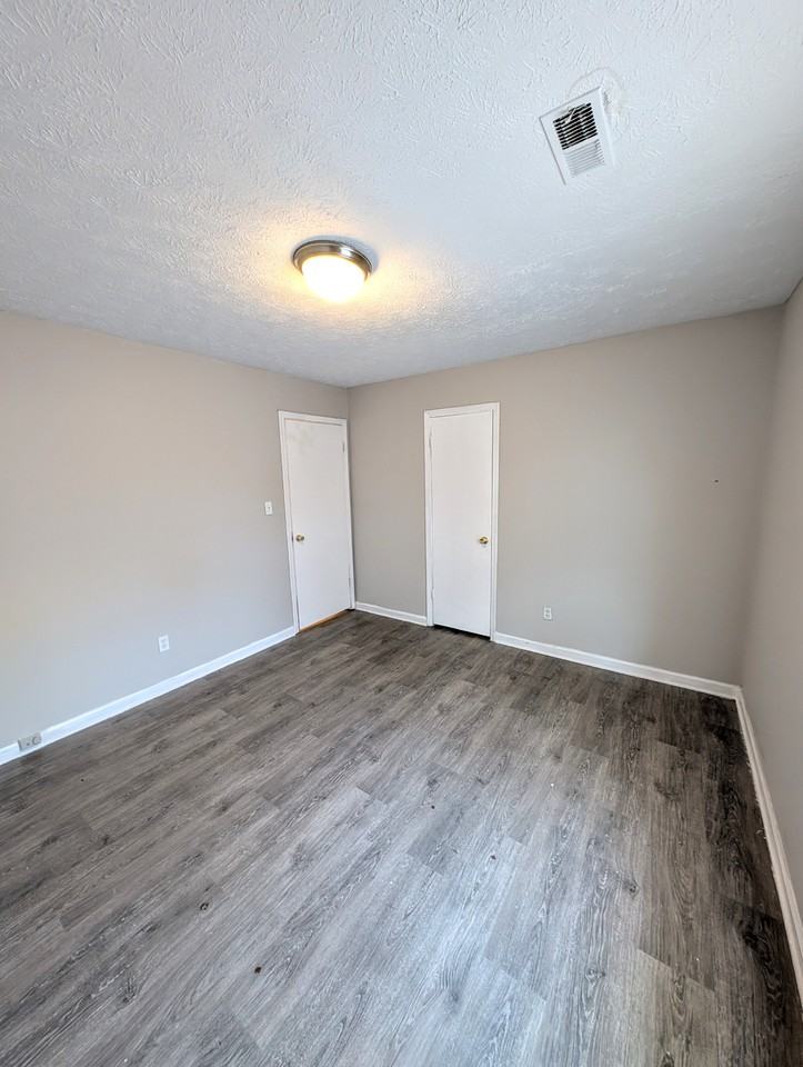 5589 Glen Haven Dr #1 - Photo 5 of 9