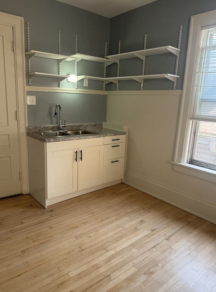 2931 N Bartlett Ave - Photo 6 of 11