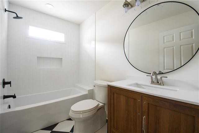 2311 Saint Anthony St #1B - Photo 3 of 7