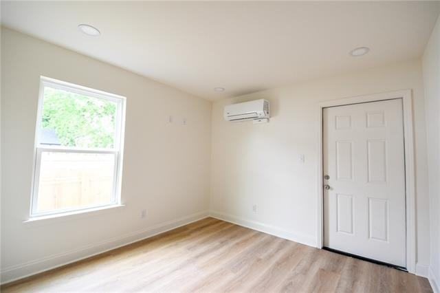 2311 Saint Anthony St #1B - Photo 4 of 7