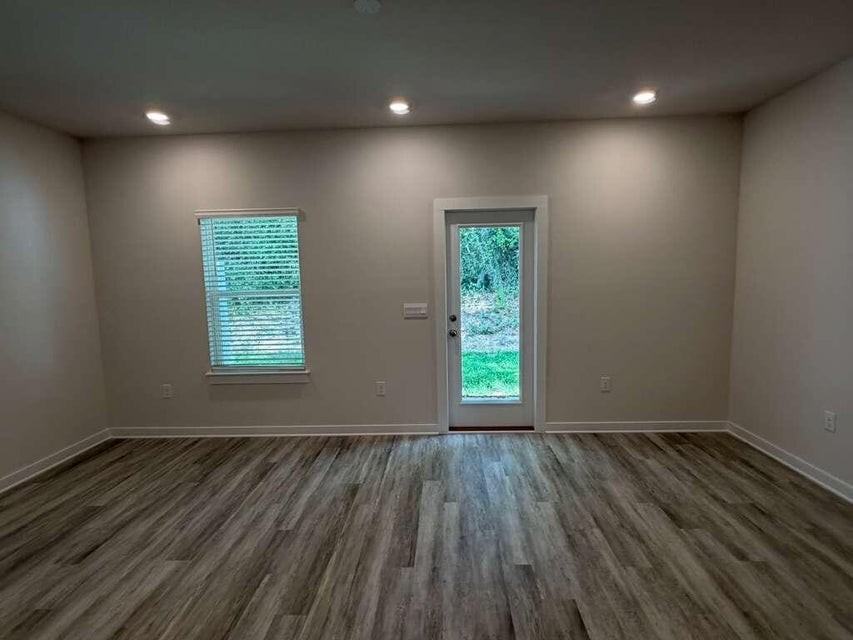 47 S Main Deck Dr #1 - Photo 2 of 19