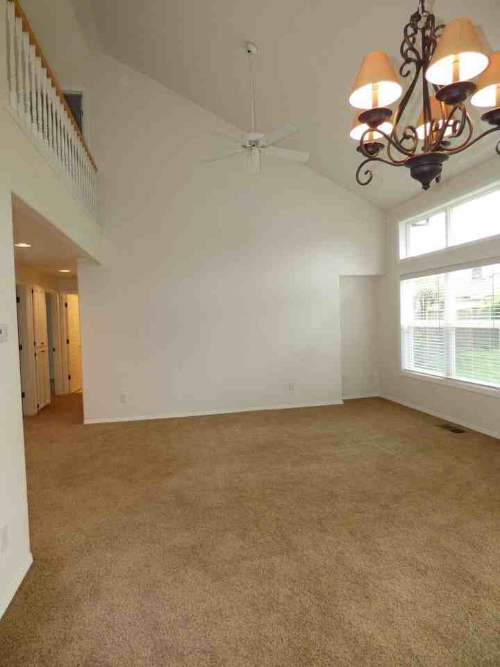 4443 Oregon Trail Ct Ne - Photo 7 of 50