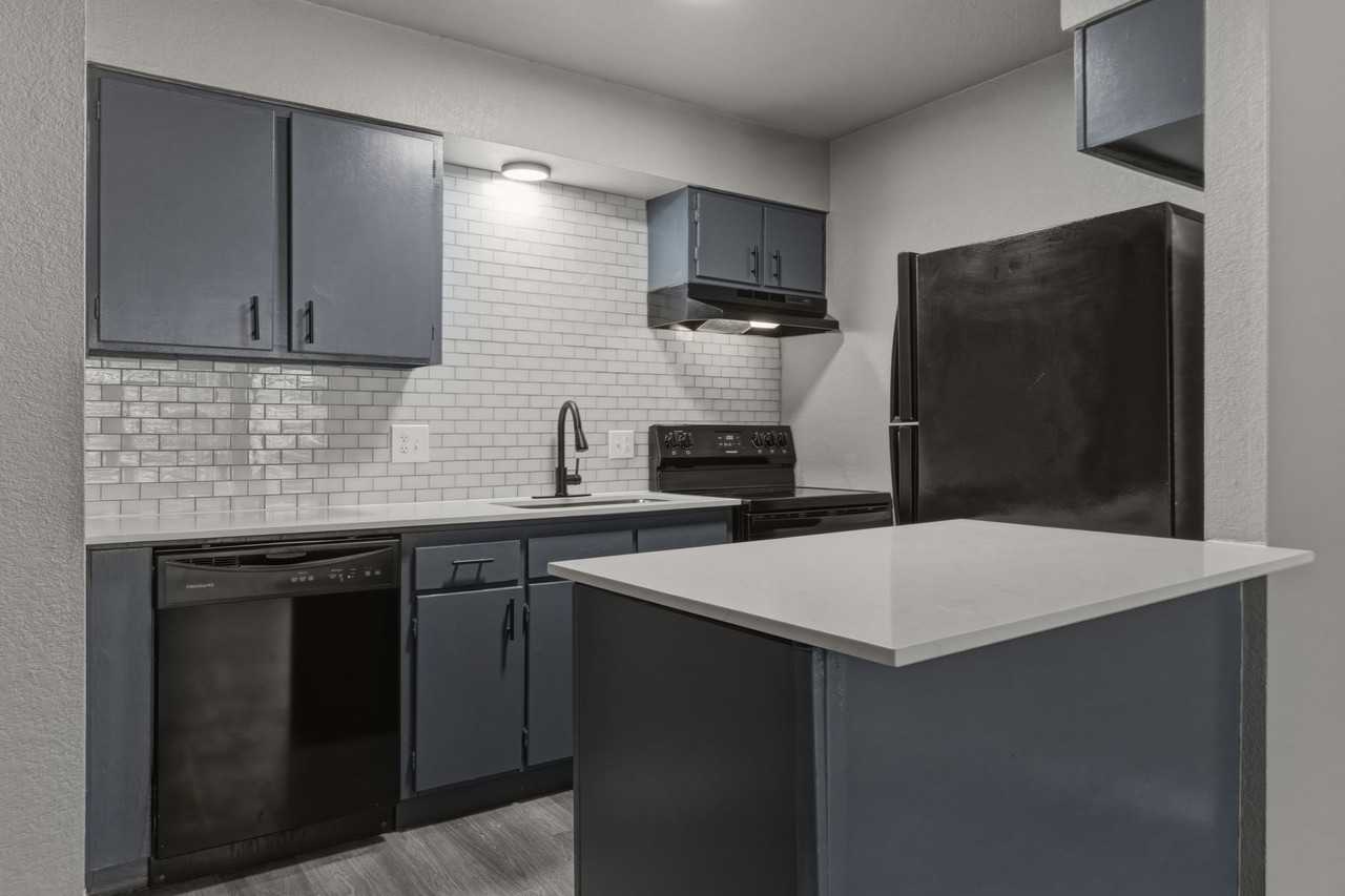 Timberwood Apartments - Photo 3 of 27
