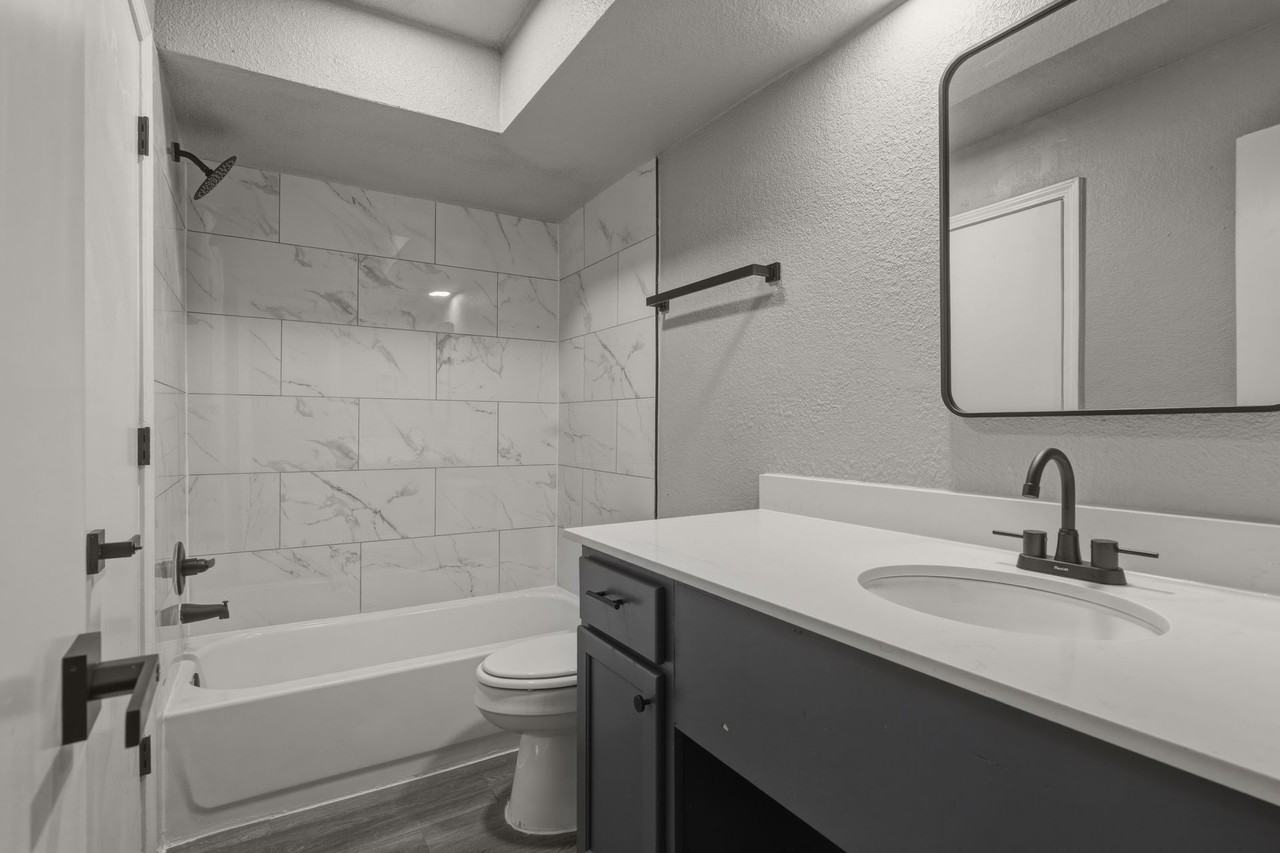 Timberwood Apartments - Photo 5 of 27