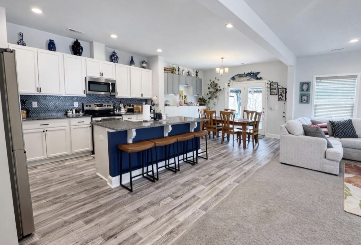 1151 Carteret Manor Dr #1 - Photo 4 of 25