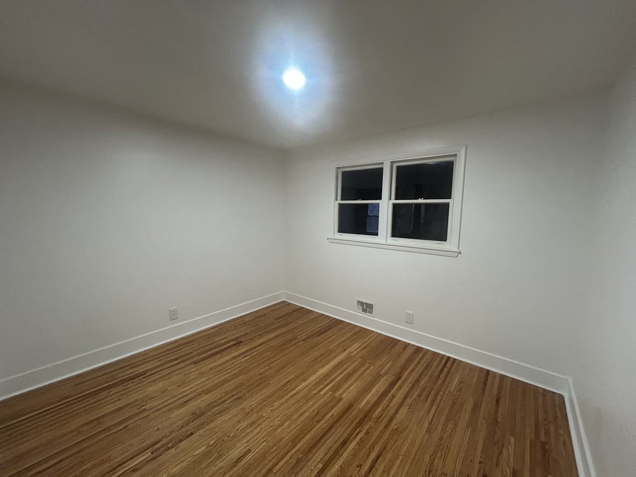 149 Brookdale Park #1 - Photo 7 of 11