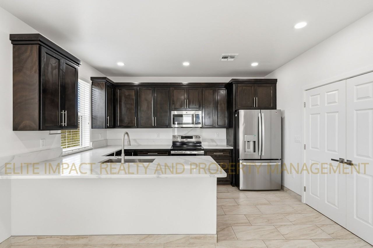 13691 E Pocketknife Dr #B - Photo 6 of 21