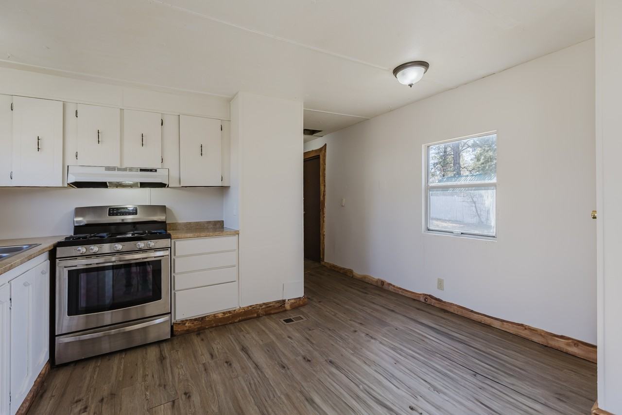 118 Homestead Dr #1 - Photo 4 of 23