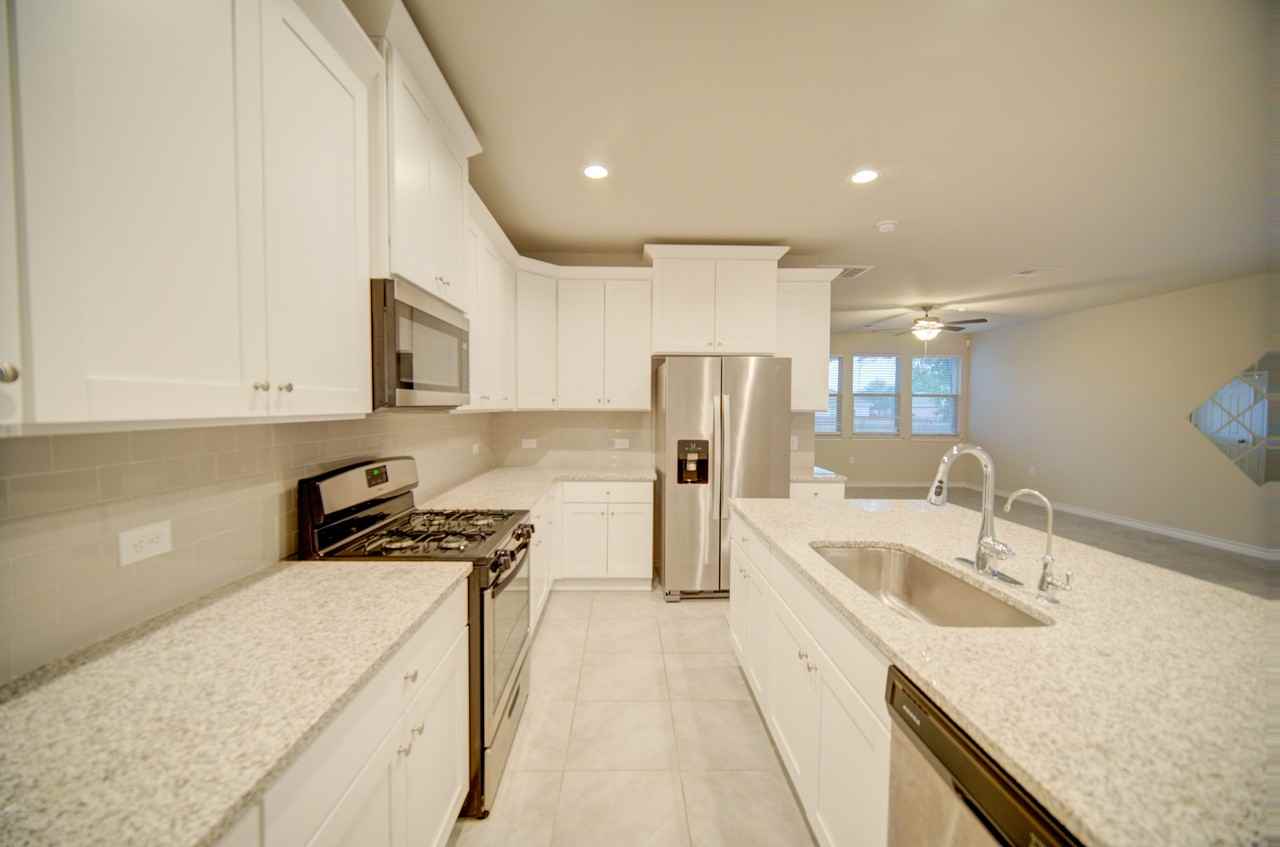 8842 White Crown #1 - Photo 7 of 22