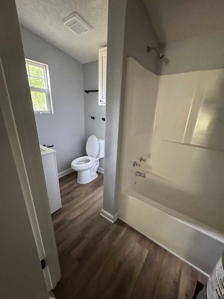 639 W Pleasant Ave #1 - Photo 3 of 5