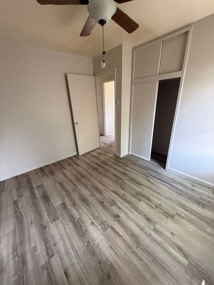 1 Dora Dr - Photo 6 of 7