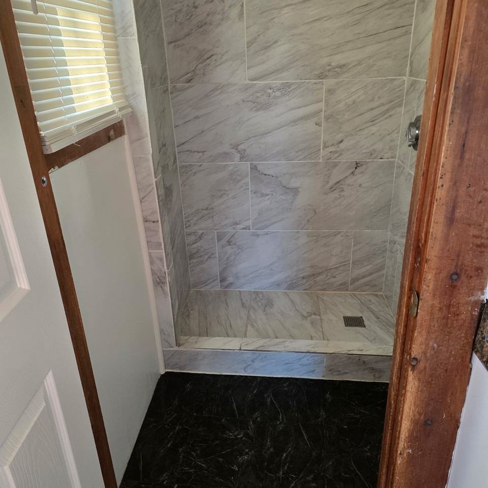 323 Lenox Ave #2 - Photo 4 of 6