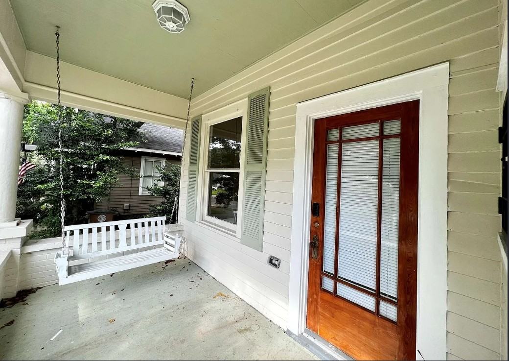 209 S Fulton St #1 - Photo 2 of 22