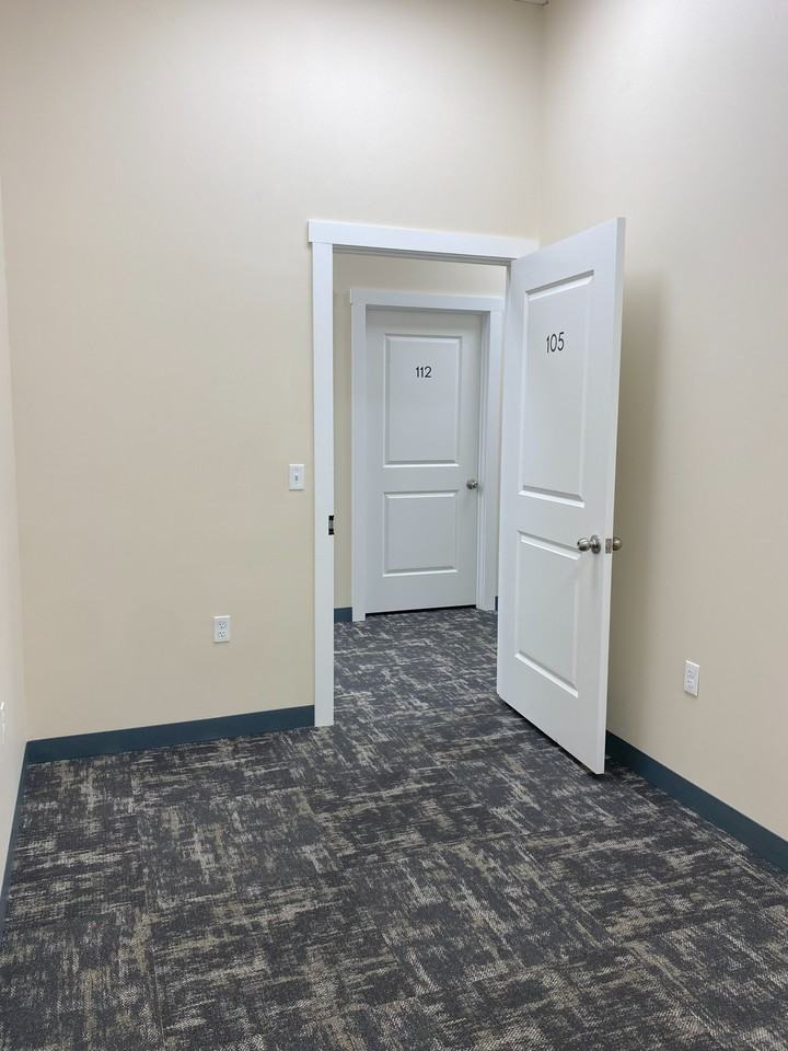 100 Larrabee Road - 106Suite 150 #106 - Photo 4 of 9