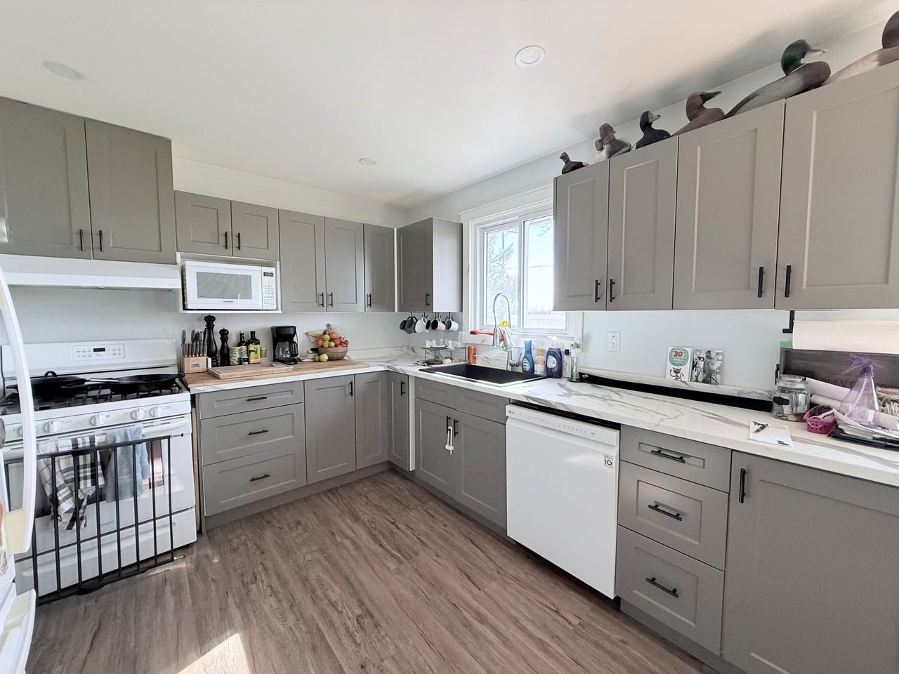 13685 Jane St #1 - Photo 4 of 18