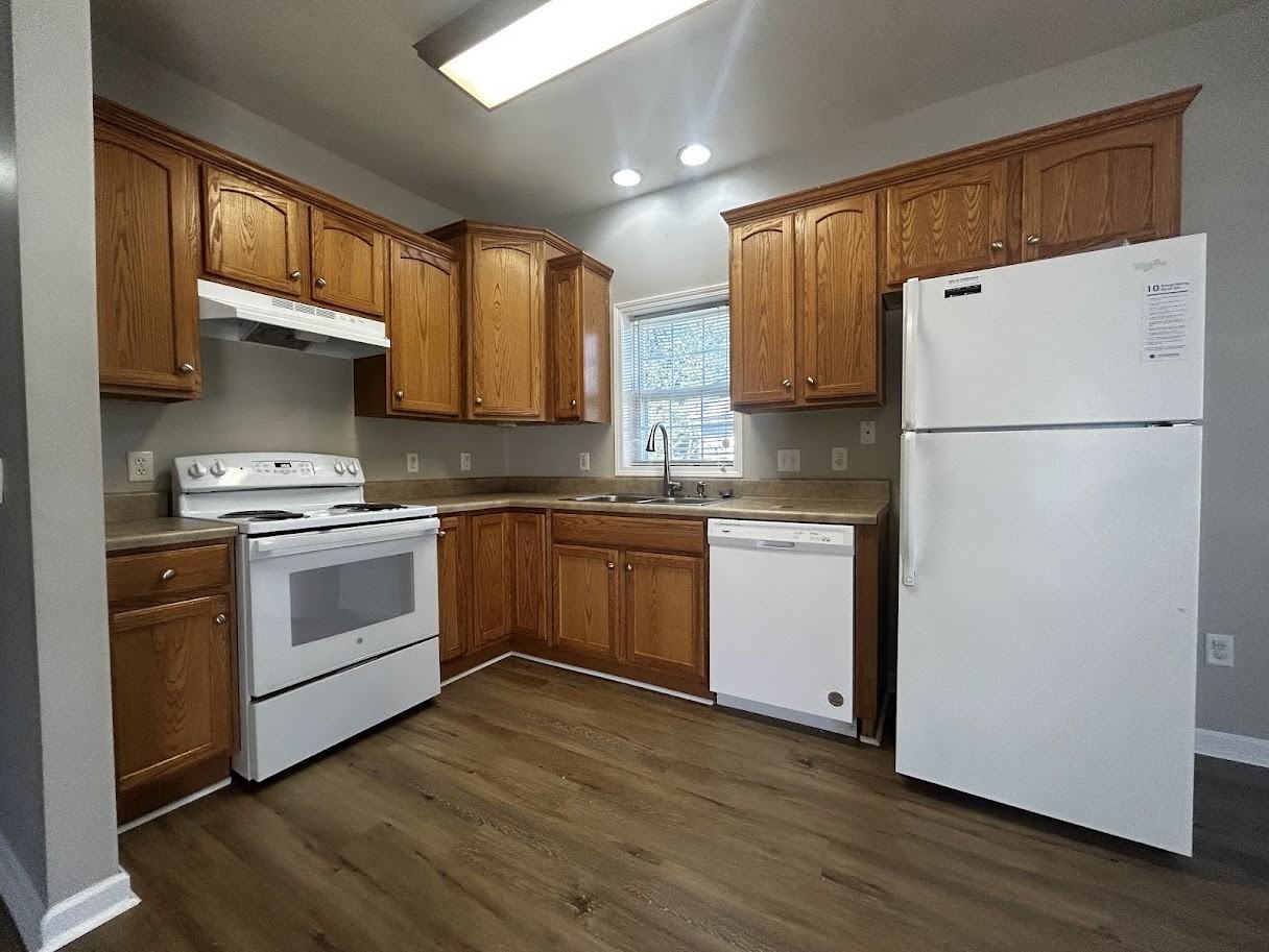 1501 Mcphearson Dr #1 - Photo 5 of 15