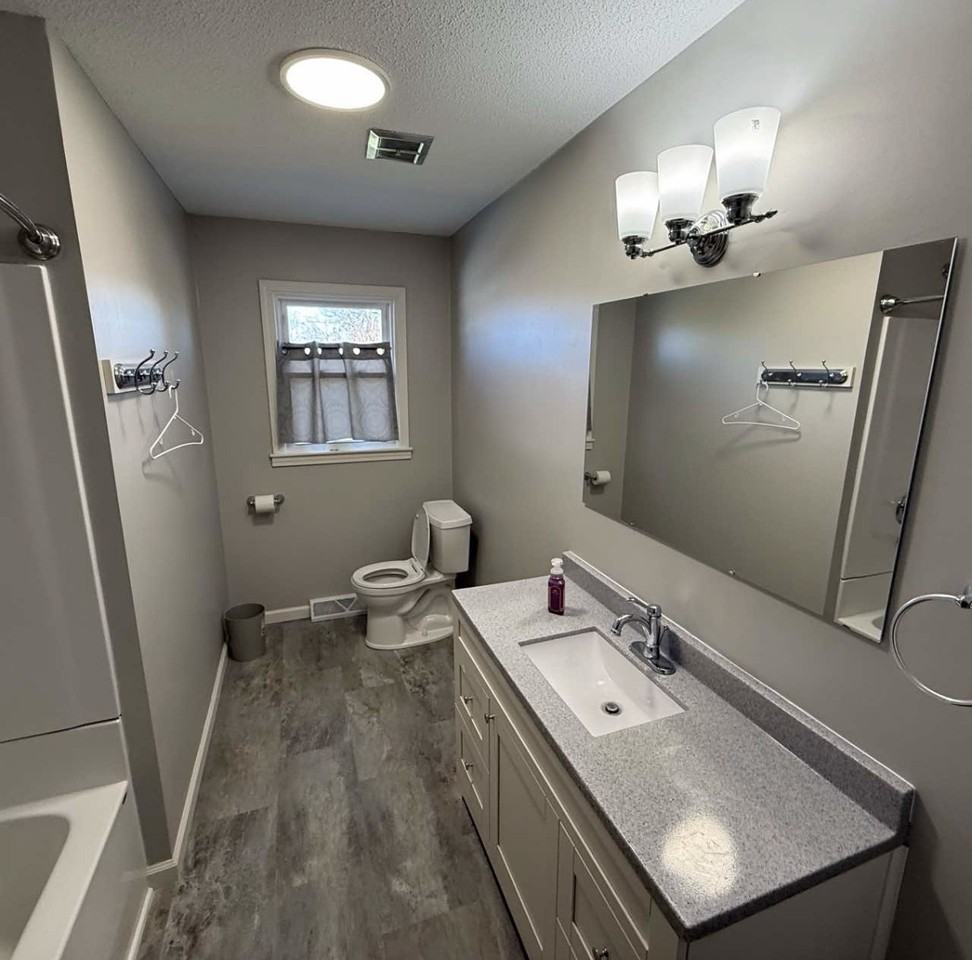 474 Bennett Rd #1 - Photo 4 of 6