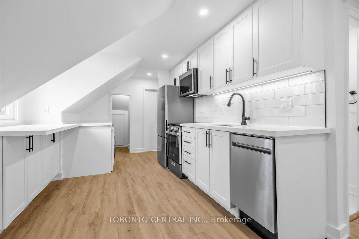 171 Parkside Drive - Photo 7 of 15