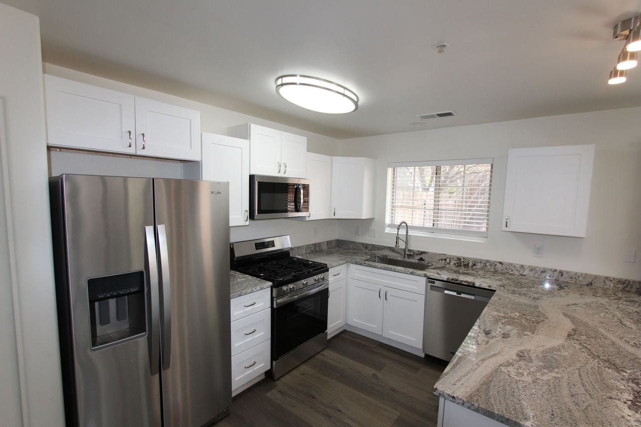 4310 E Wild Elk Trl - Photo 7 of 29
