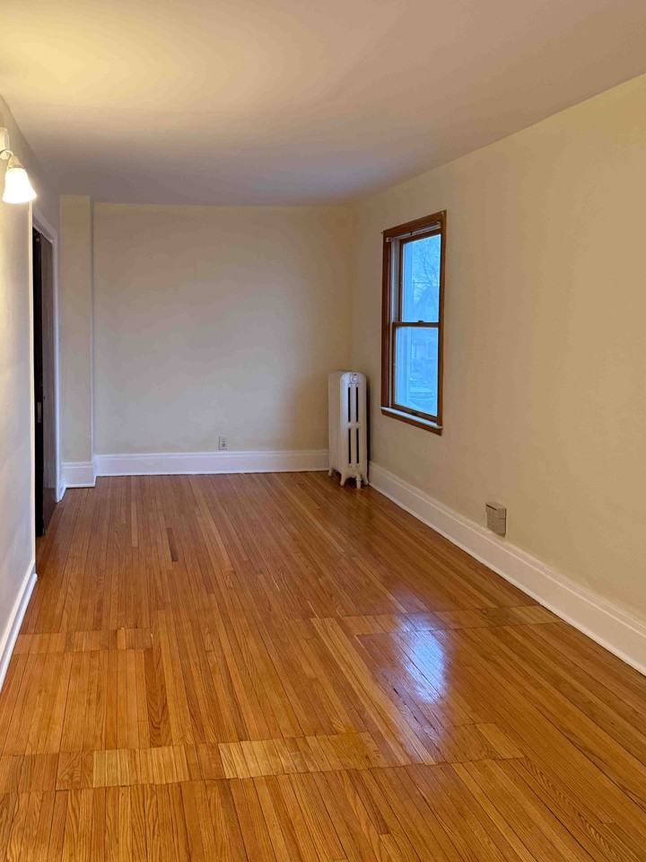 59 Mullen St #2 - Photo 6 of 12