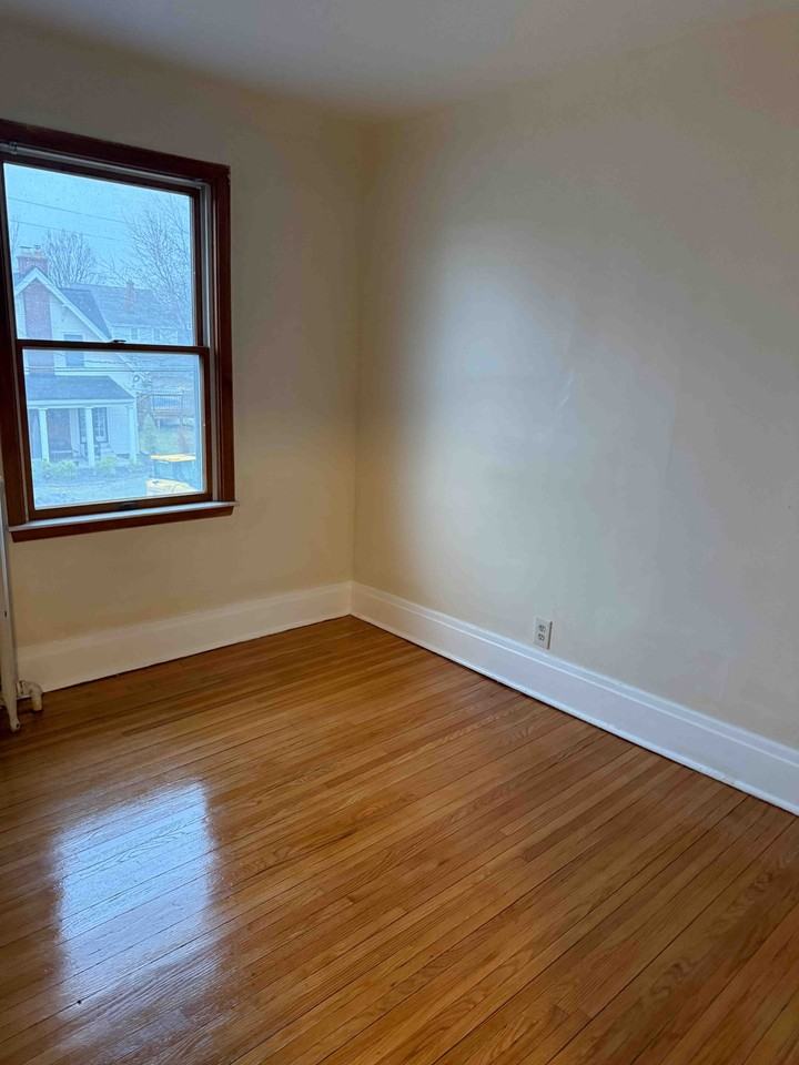 59 Mullen St #2 - Photo 7 of 12