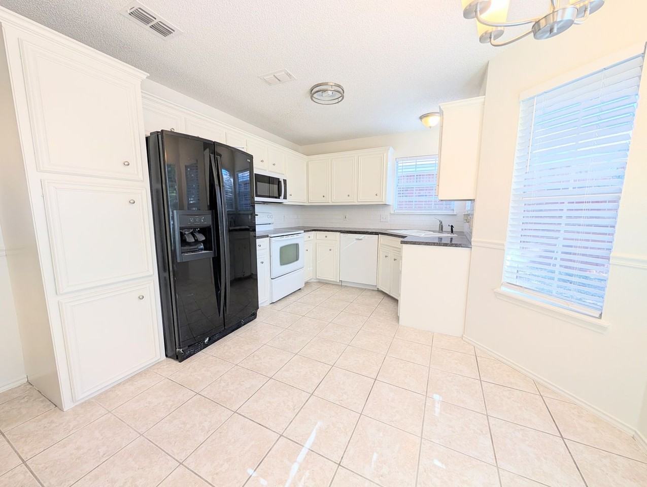 8108 Sherman Ave - Photo 2 of 10