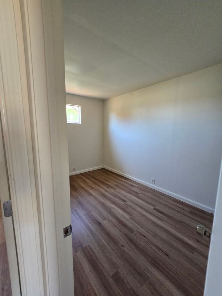 1515 7th St - Photo 2 of 6