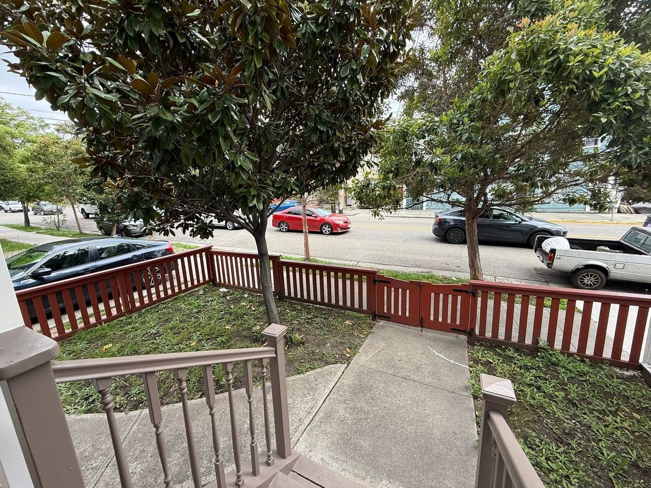 2113 Ashby Ave - Photo 3 of 36