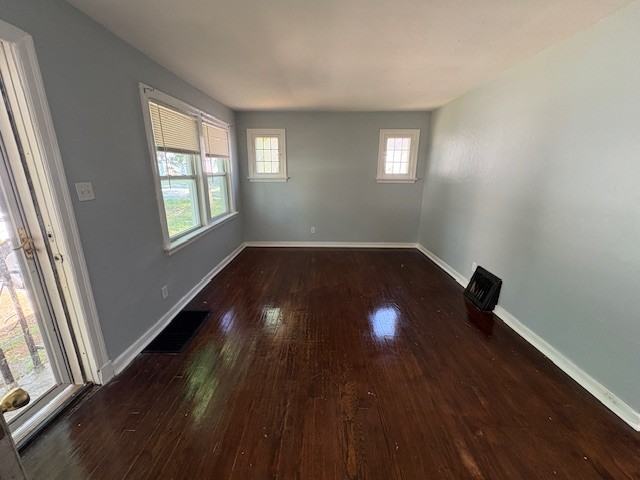 450 S Dade Ave #1 - Photo 3 of 30