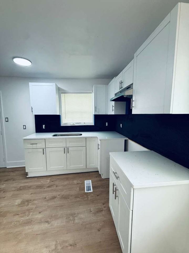 124 E Northrup Dr #1 - Photo 5 of 11