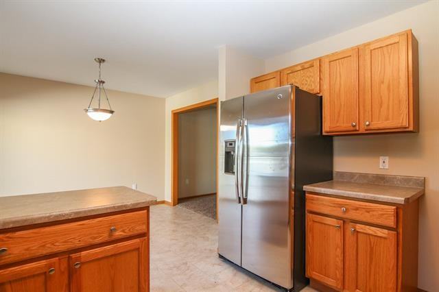 3406 Keswick Ct - Photo 4 of 15