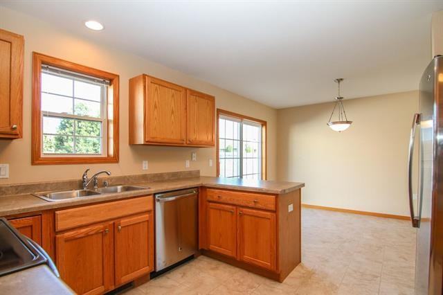 3406 Keswick Ct - Photo 5 of 15